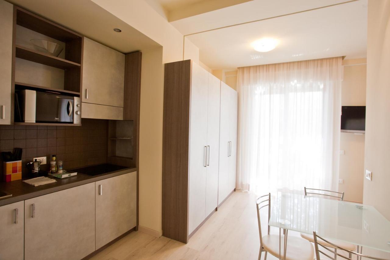 Residence Elisabetta Чезенатіко Екстер'єр фото